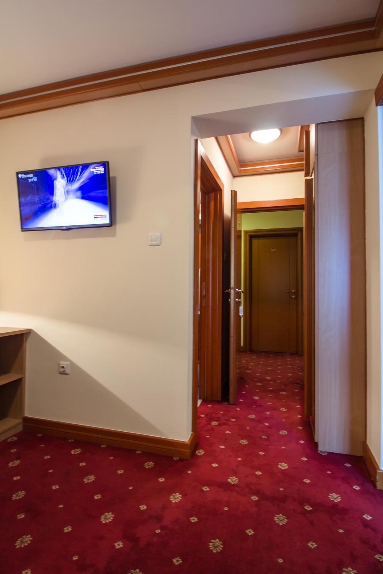 Hotel Cezar Banja Luka Luaran gambar